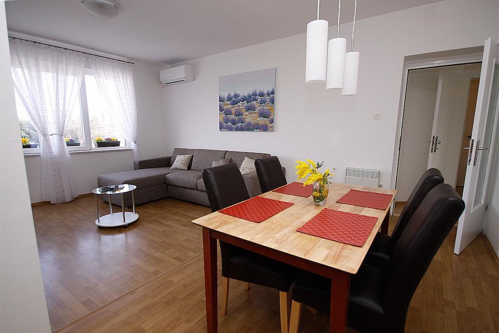 City Center Accommodation Zadar Habitación foto
